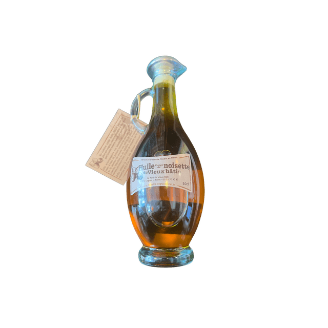 Bouteille d&#039;huile de noisettes